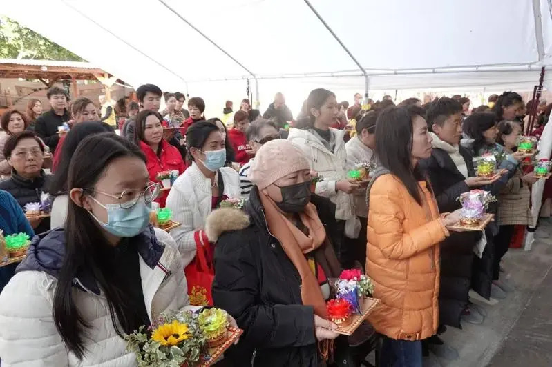 世界佛教总部、圣迹寺 为新年祈福（《世界新闻网》报道）-图片2